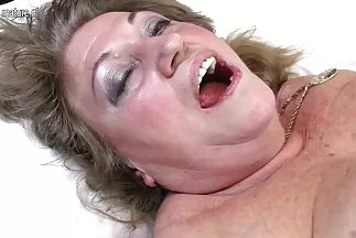A szopás jobban enyhíti a stresszt és a pornó film ingyenes fájdalmat, mint a tabletták.