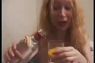 Rossz érett nők xxx időben nem marad más hátra, mint dugni.
