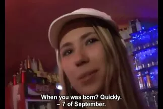 A teljes kicsapongás leckéje online sexfilmek egy mostohaanyától.