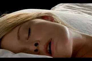 Utolsó nap a ingyenes sexfilmek kórházban egy kurva nővérrel.
